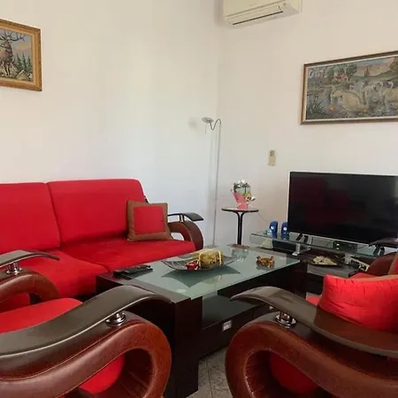 Denis Vasili Apartmán Sarandë